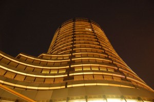 BIS The-Bank-For-International-Settlements-at-Night-Photo-by-Wladyslaw