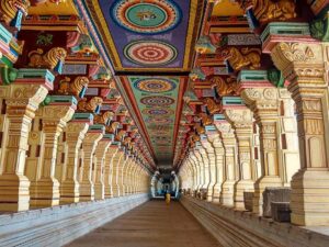 Питер Мейер - Историческое расследование (несколько частей) 2023/12/29 Corridors-of-Ranganatha-swamy-temple-300x225